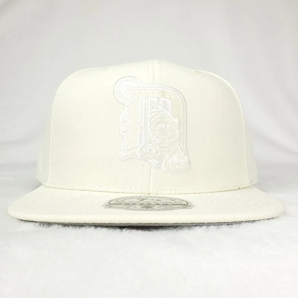 Detroit‎ Tigers Mitchell & Ness MLB Fitted 7 3/8 Liberty Hat Cap Cream NWT